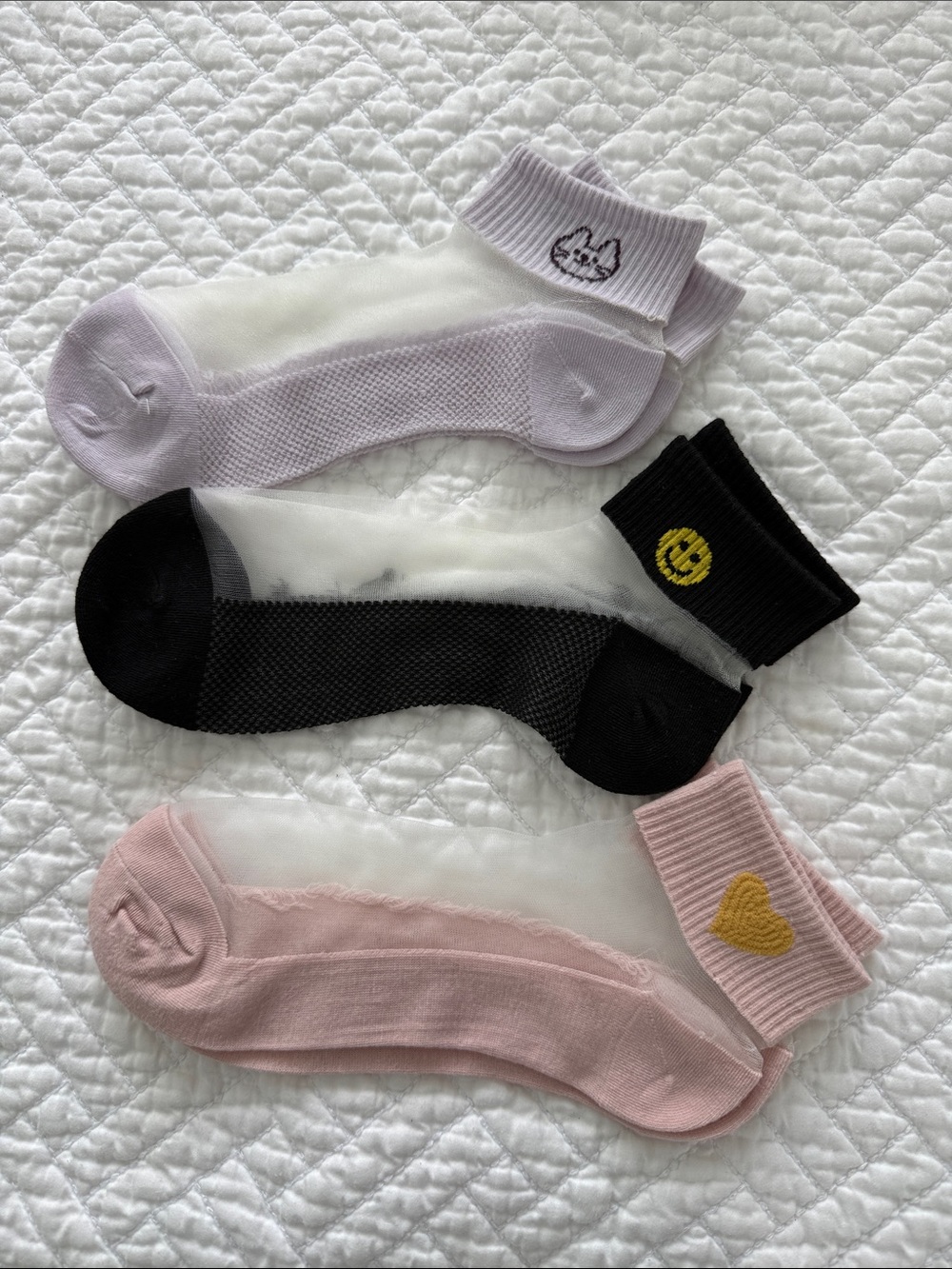 Sheer Ankle Sock Trio — White, Black & Pink One Size